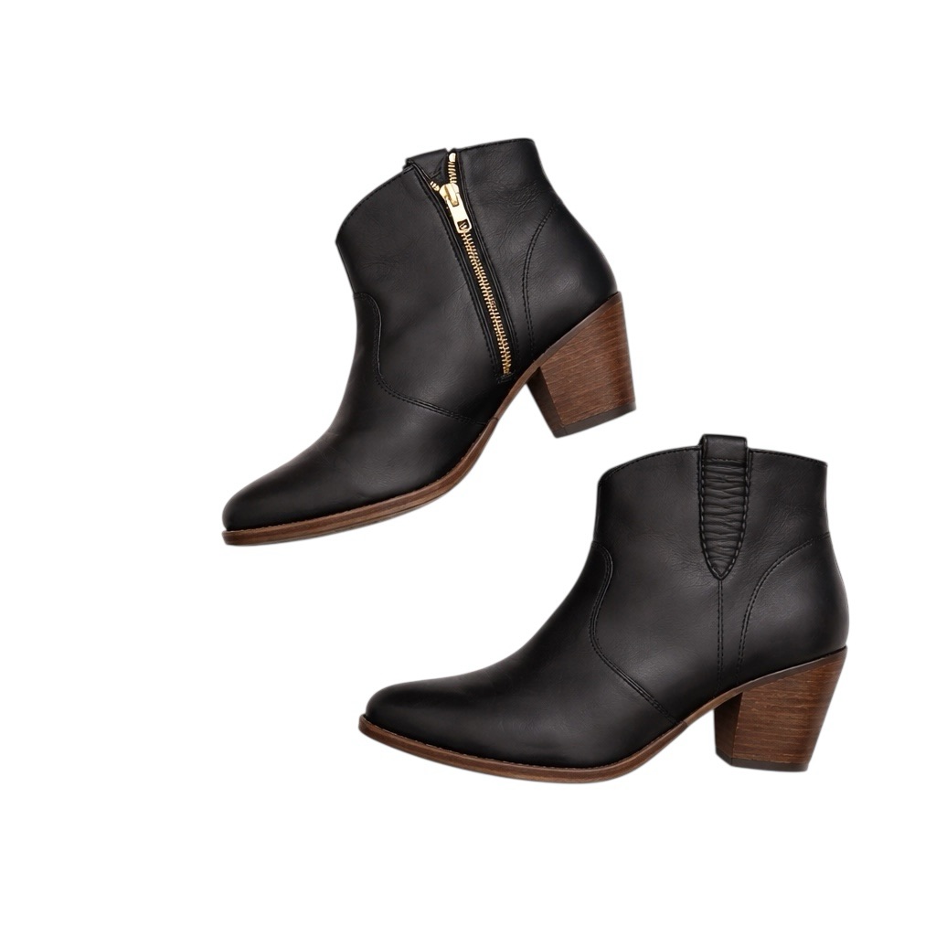 Frye Ilana Whipstitch Black Leather Boots Size 7.5b Western Heeled Ankle Booties